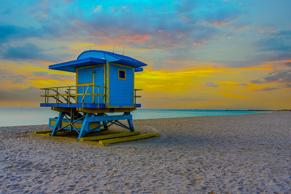 Sunset at Miami Beach Lifeguard Tower Print